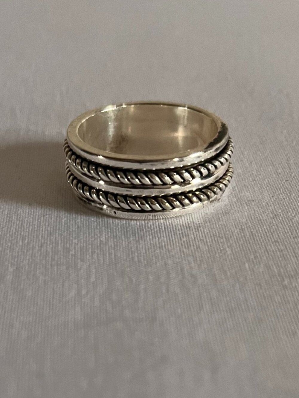 Single Row Double Band Spinner Ring